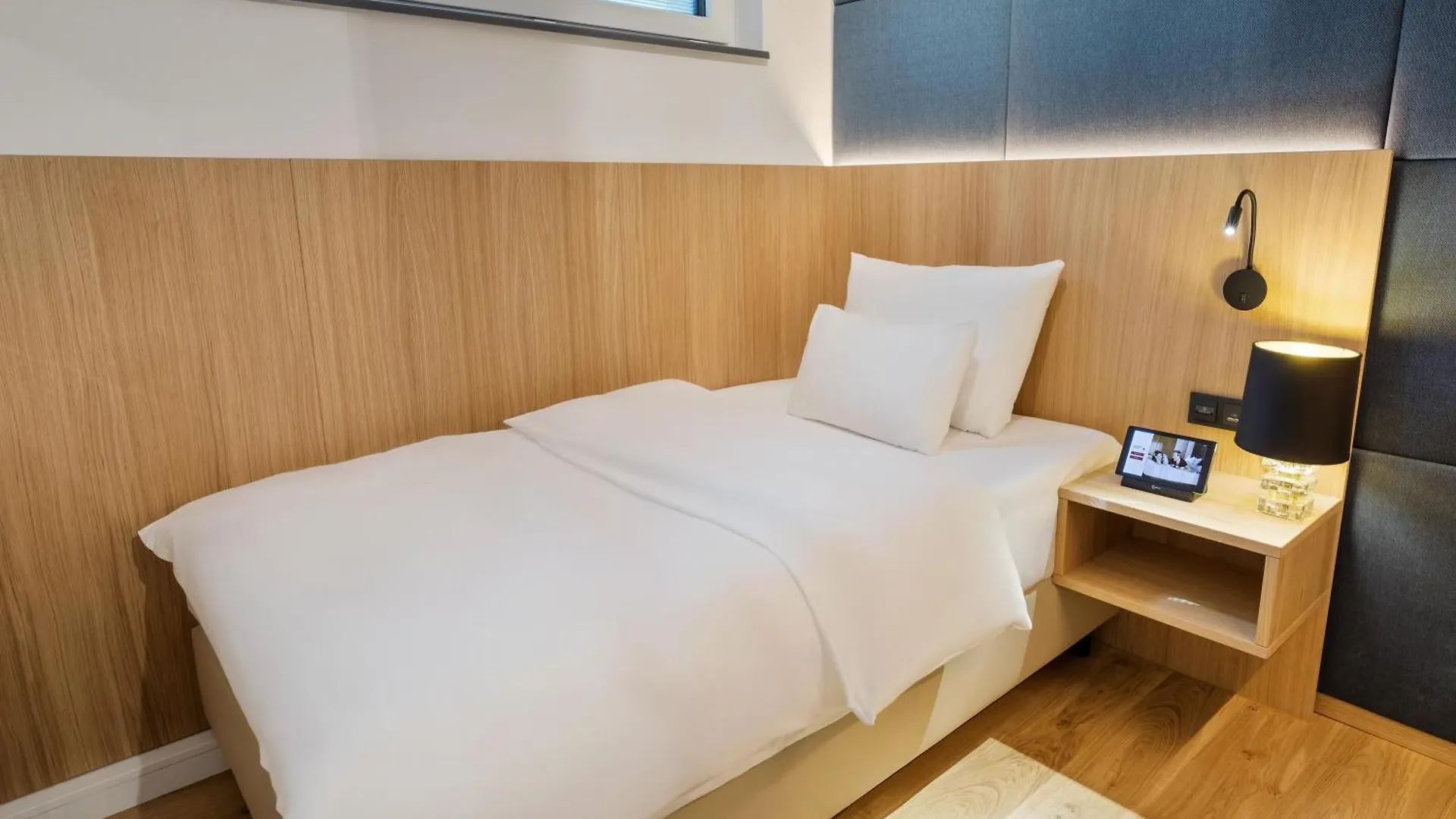 ****  Austria Trend Hotel Maximilian Vienna Austria
