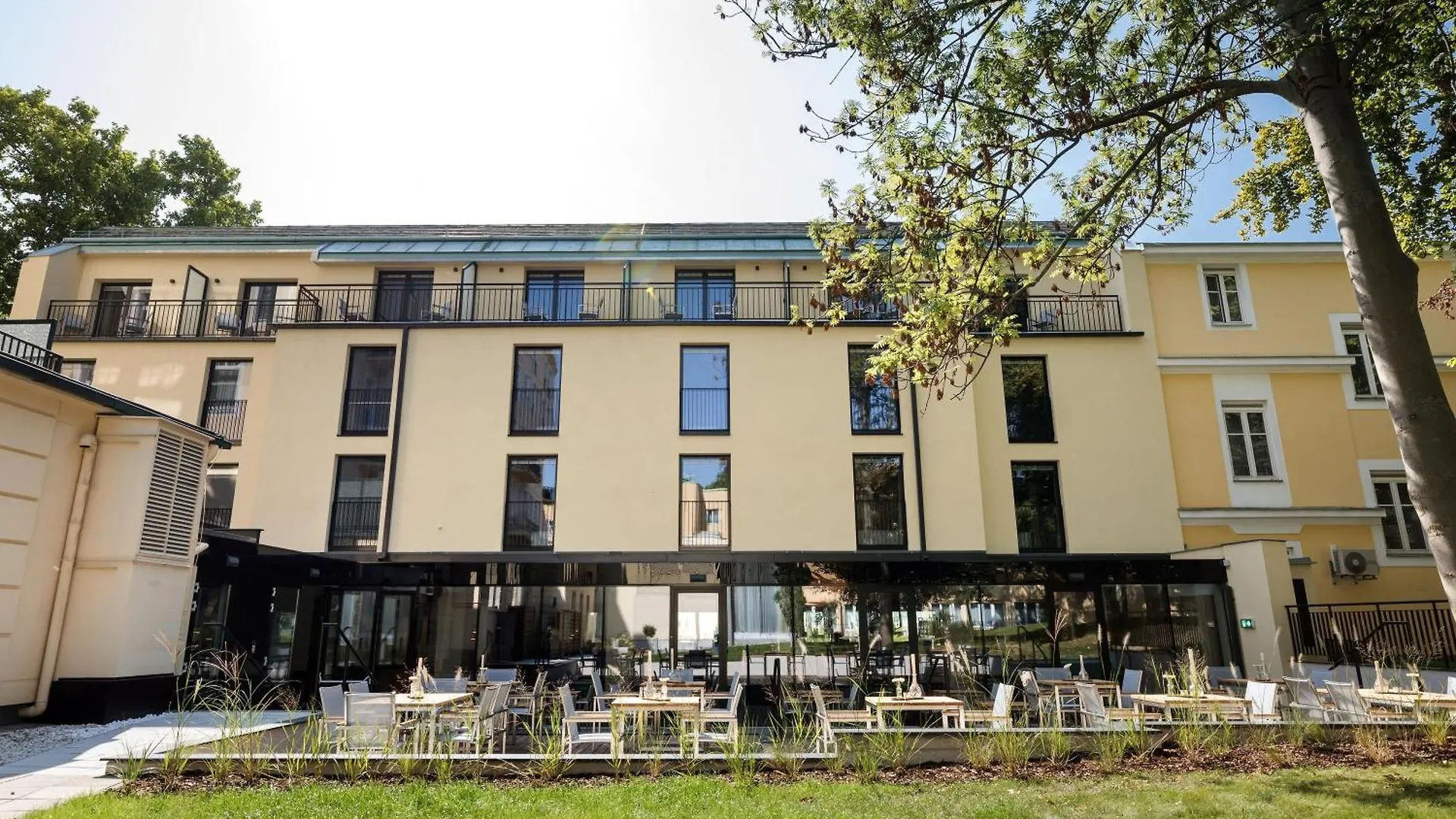 Austria Trend Hotel Maximilian Vienna 4*,  Austria