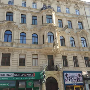 Hoheschule Levade Wien